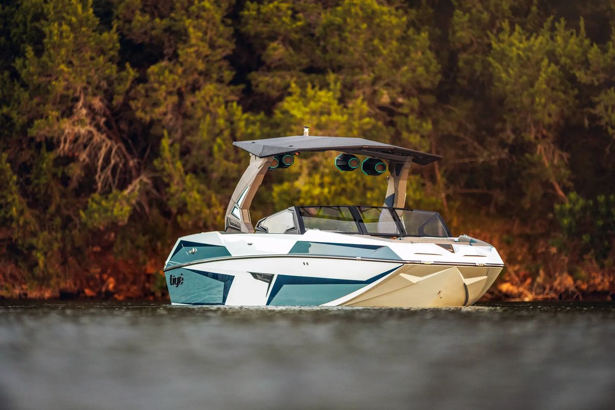 Tigé Ultré 23ZX